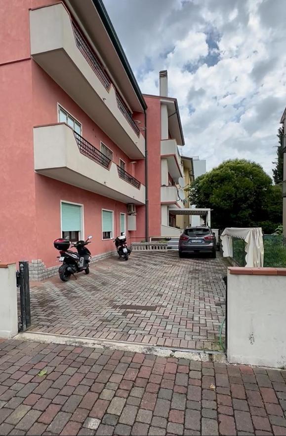 Ferienwohnung Ca' Bosega - Agenzia Cocal Caorle Exterior foto